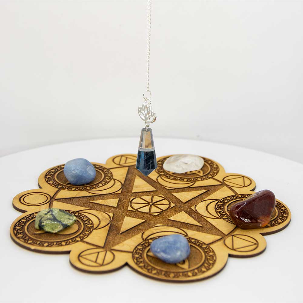 Pendulum 18 - Gemstone w/ Lotus - Clear Quartz & Labradorite: Clear quartz labradorite