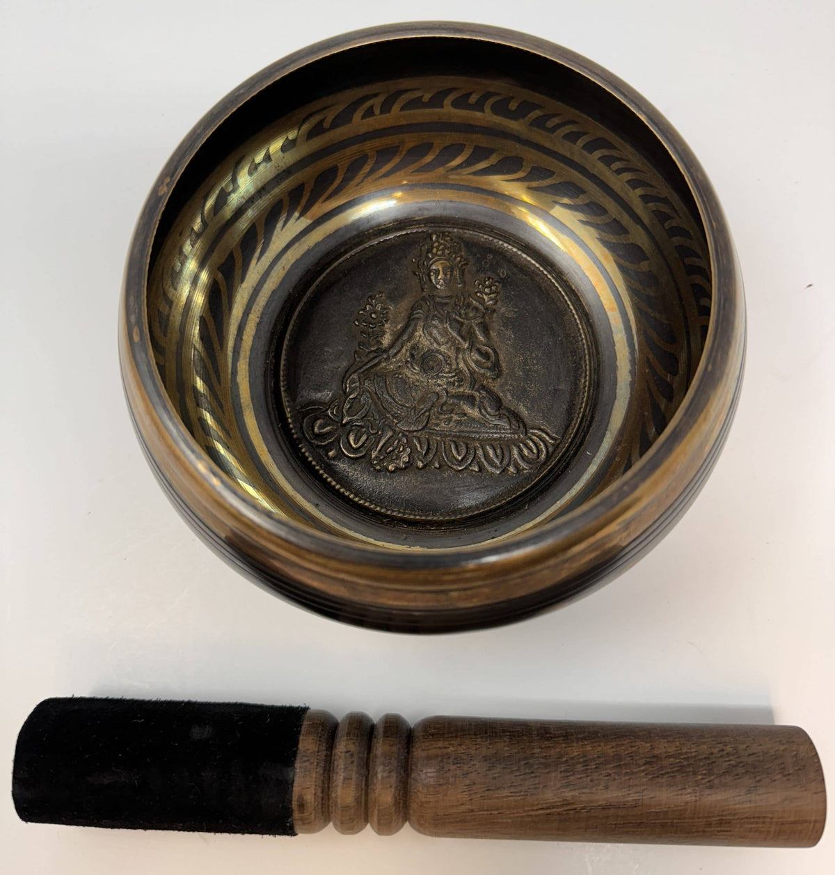 Singing Bowl 32 - 4.25 Inch Black Mantra – Tara Carving