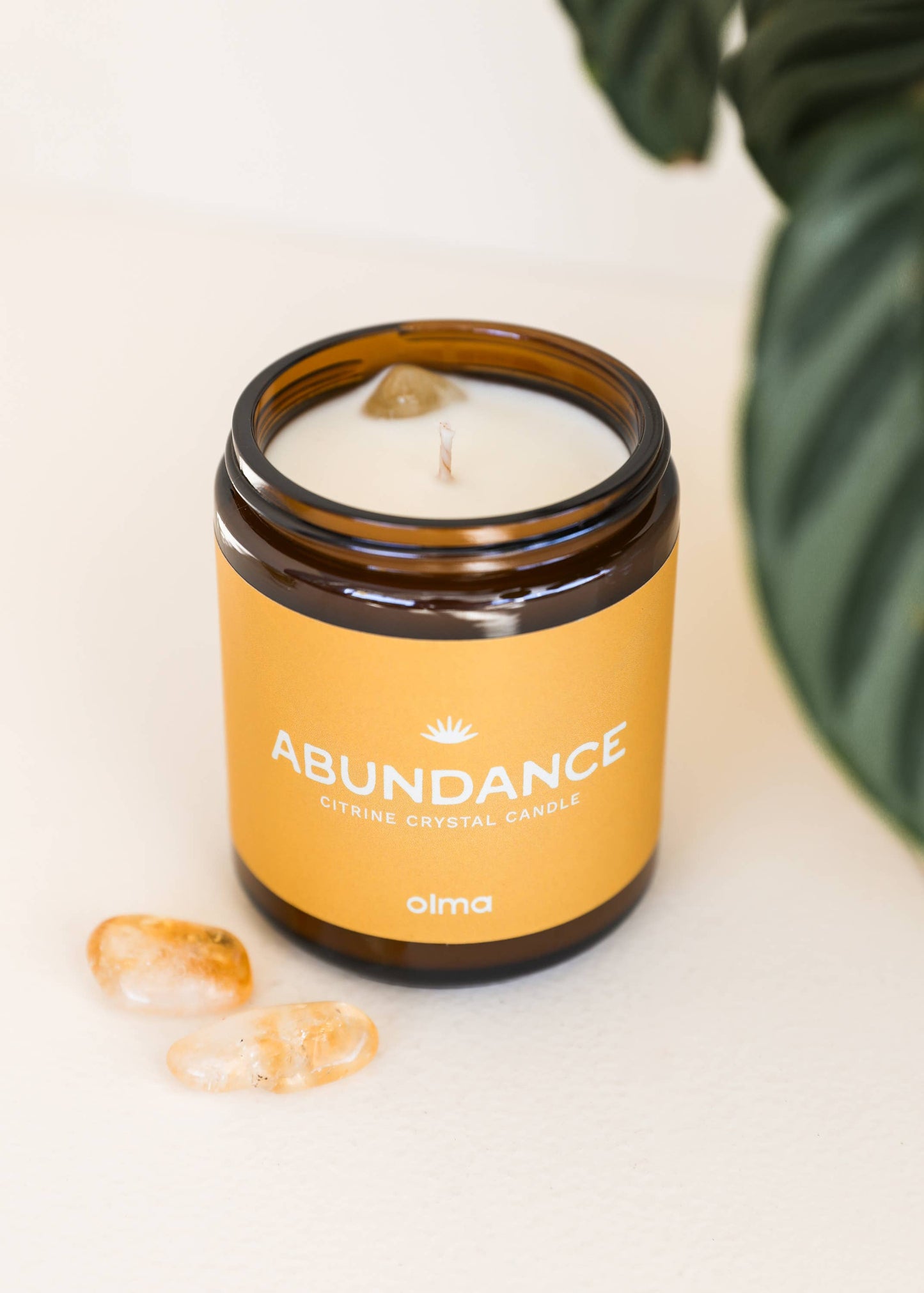 Abundance Intention Candle - Citrine Crystal - Amber: 9oz