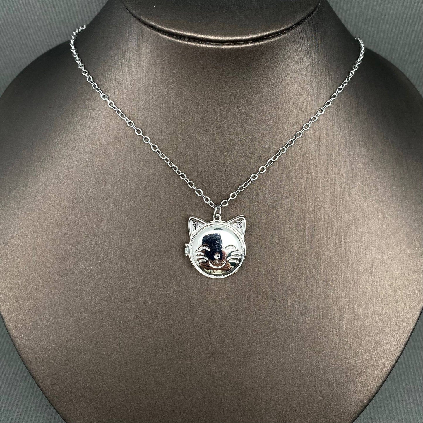 Necklace - Cat Locket Charm: Golden