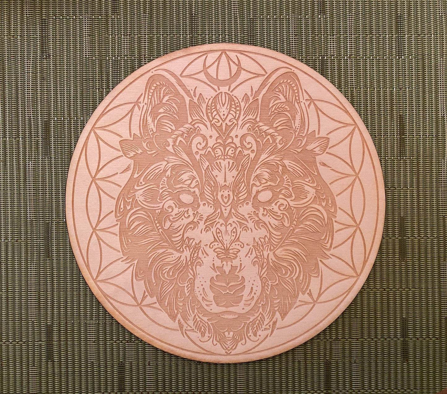 Wolf Flower of Life Crystal Grid - 4 inches