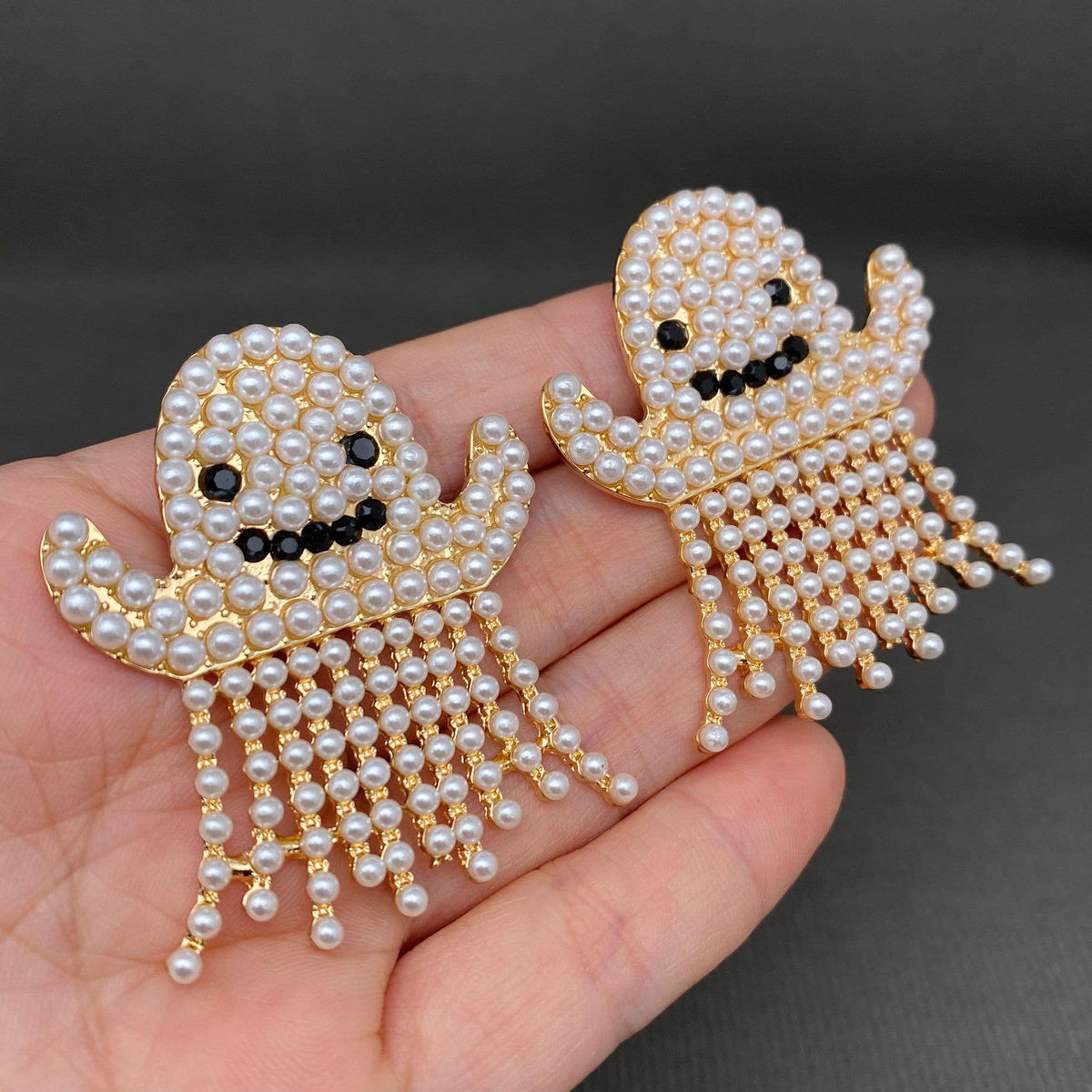 Halloween Pearl inlaid Ghost  Earrings