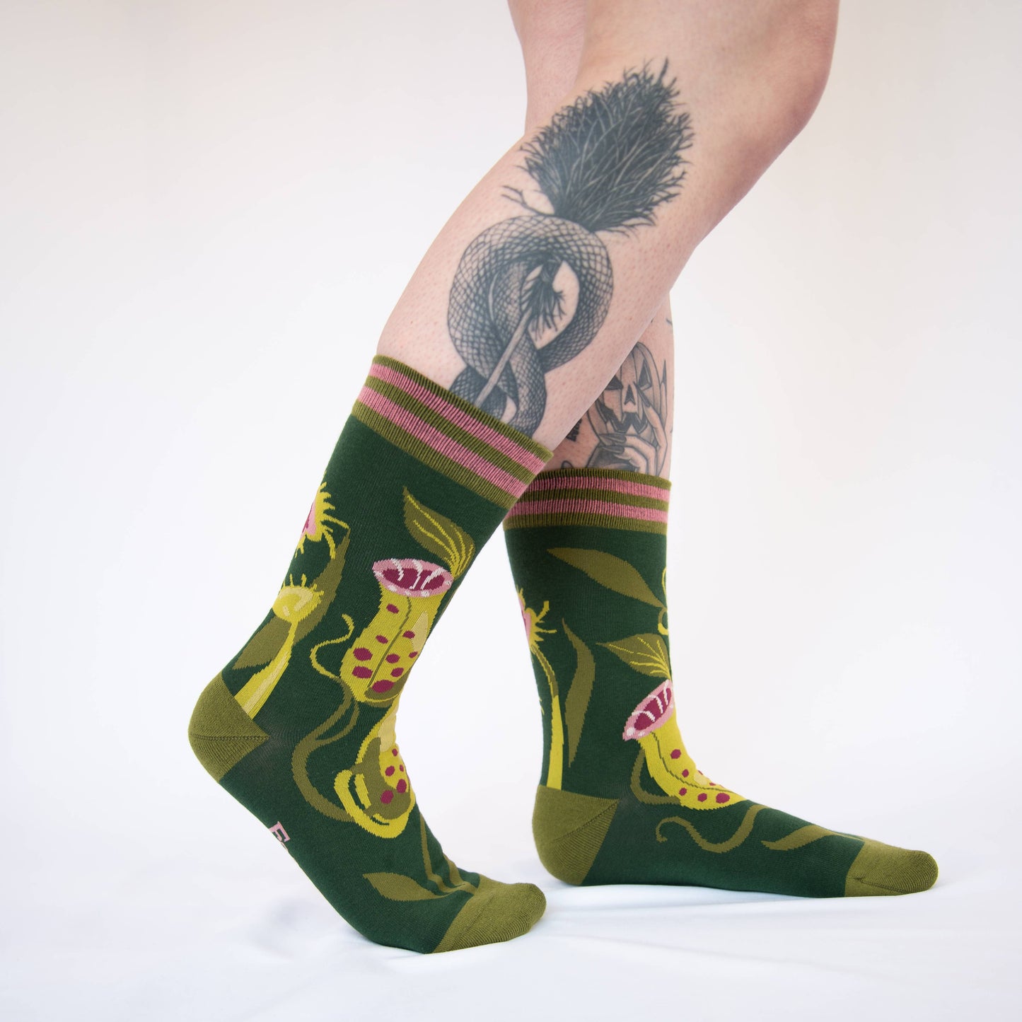 Socks - Foot Clothes - Pitcher Plant Crew Socks