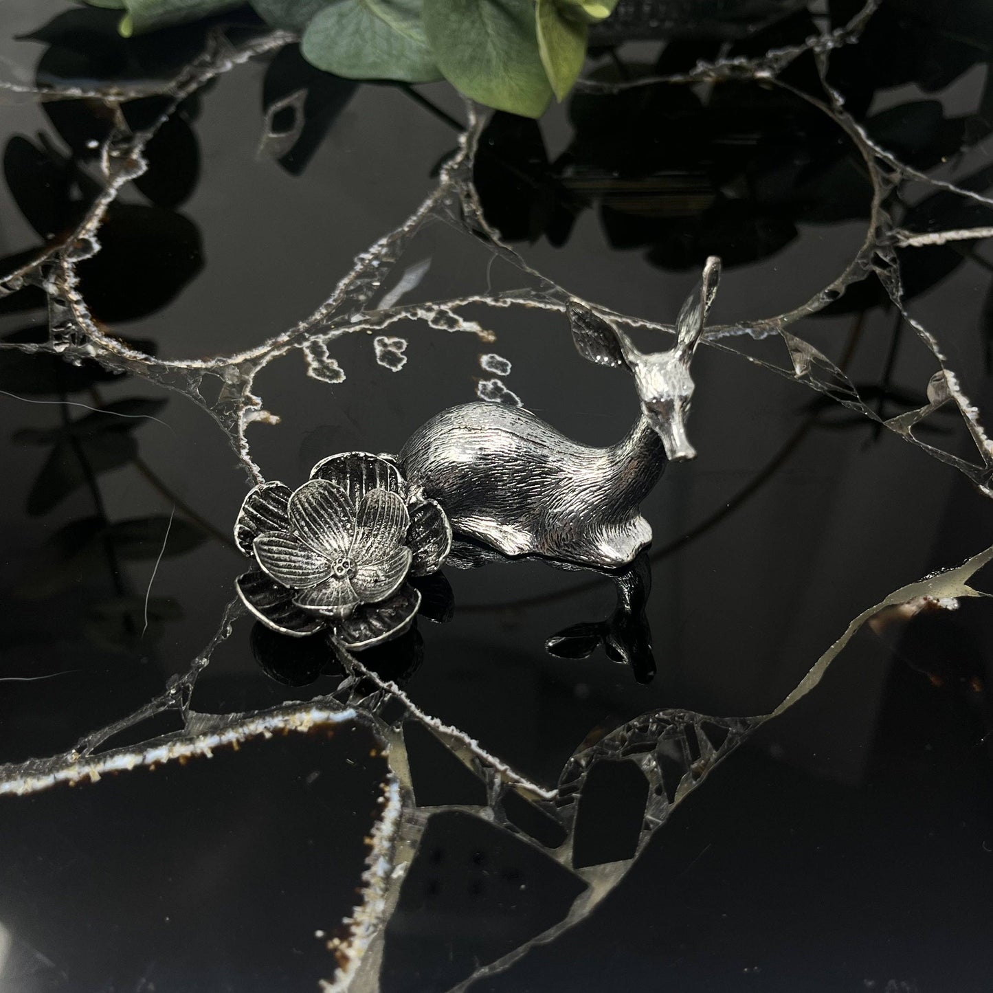 Silver Deer Sphere Stand