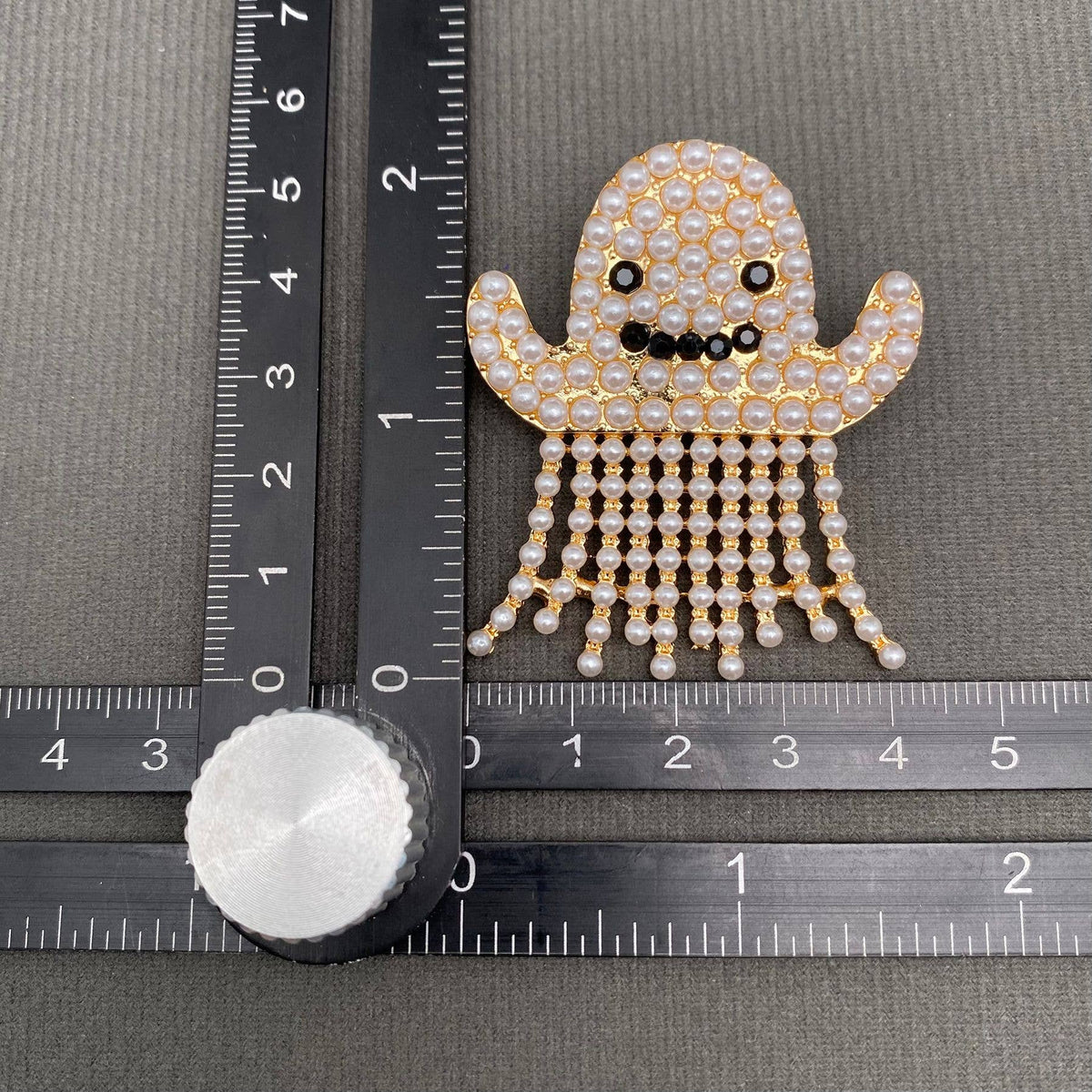 Halloween Pearl inlaid Ghost  Earrings