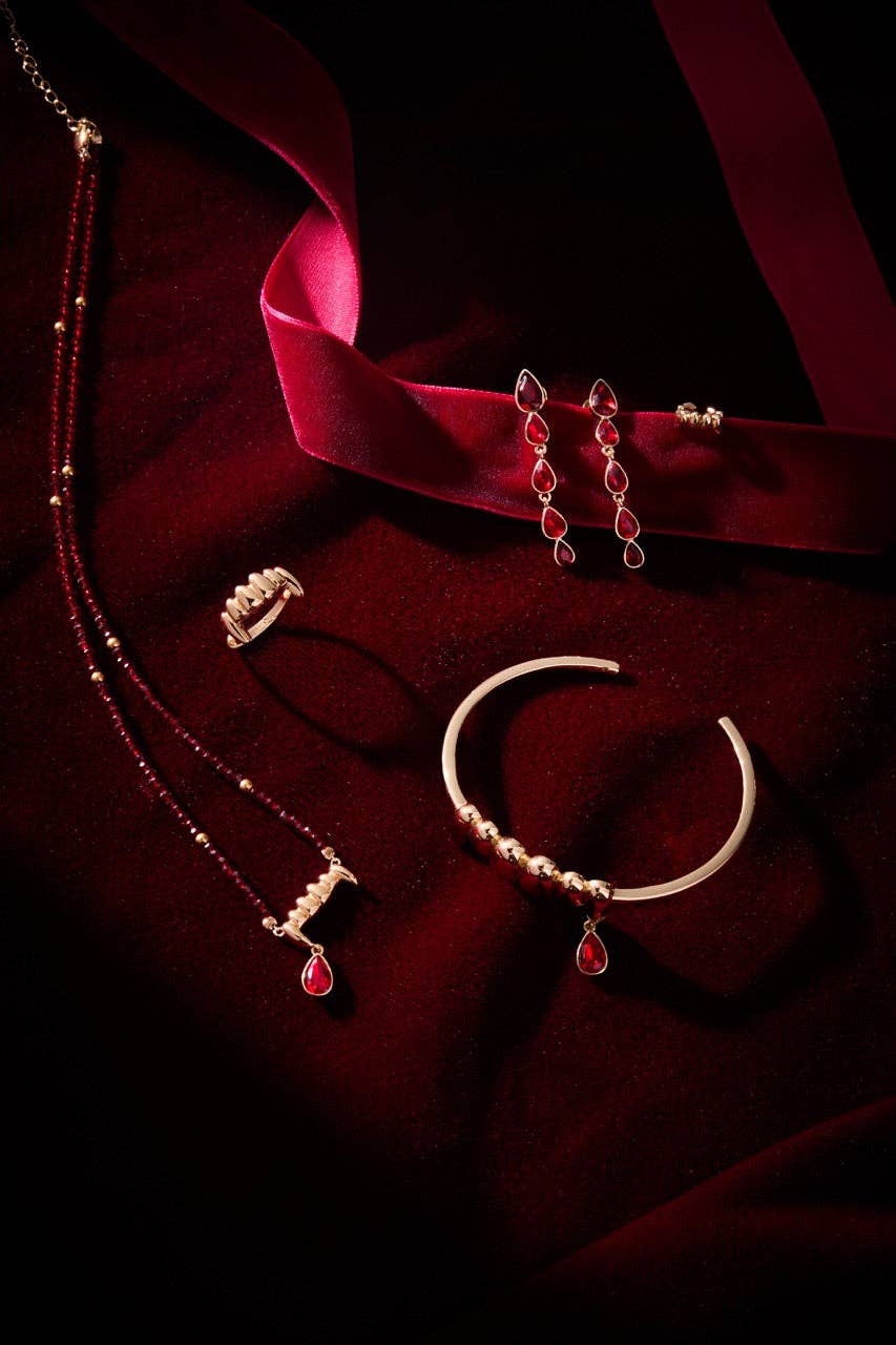 Ring - Vampire Teeth Fangs - Gold