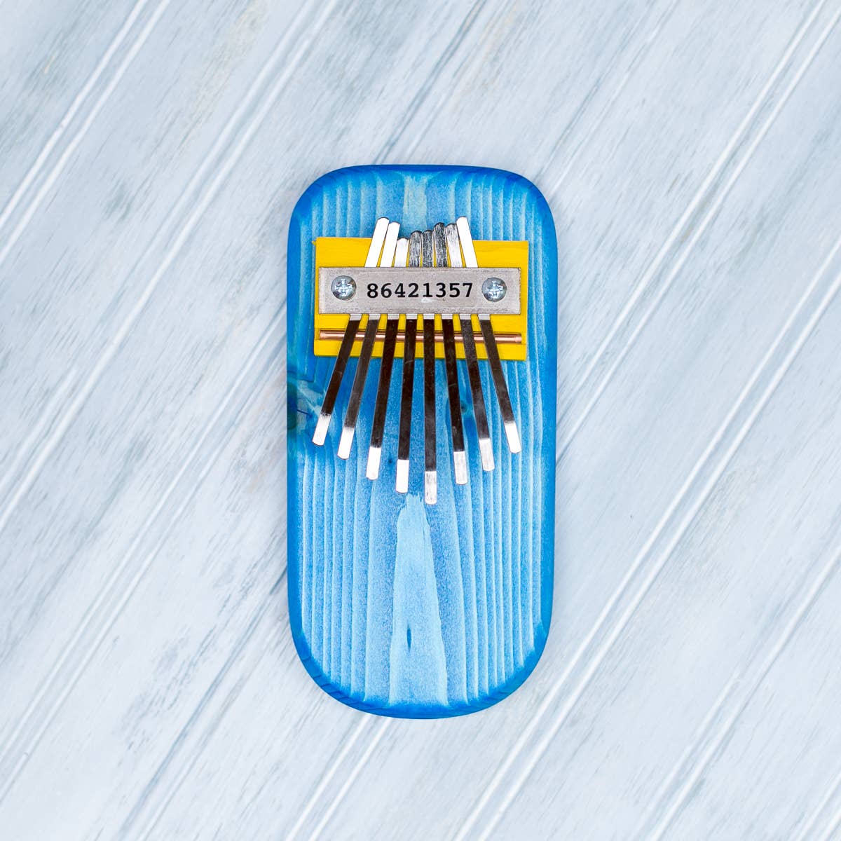 Color Pine Thumb Piano: Blue / High Diatonic (Standard)