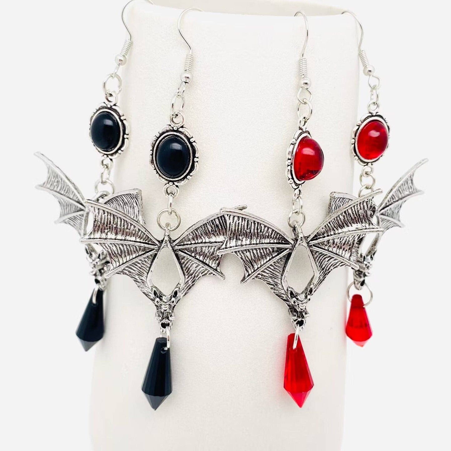 Gothic Bat Pendant Dangle Earrings - GT: Black