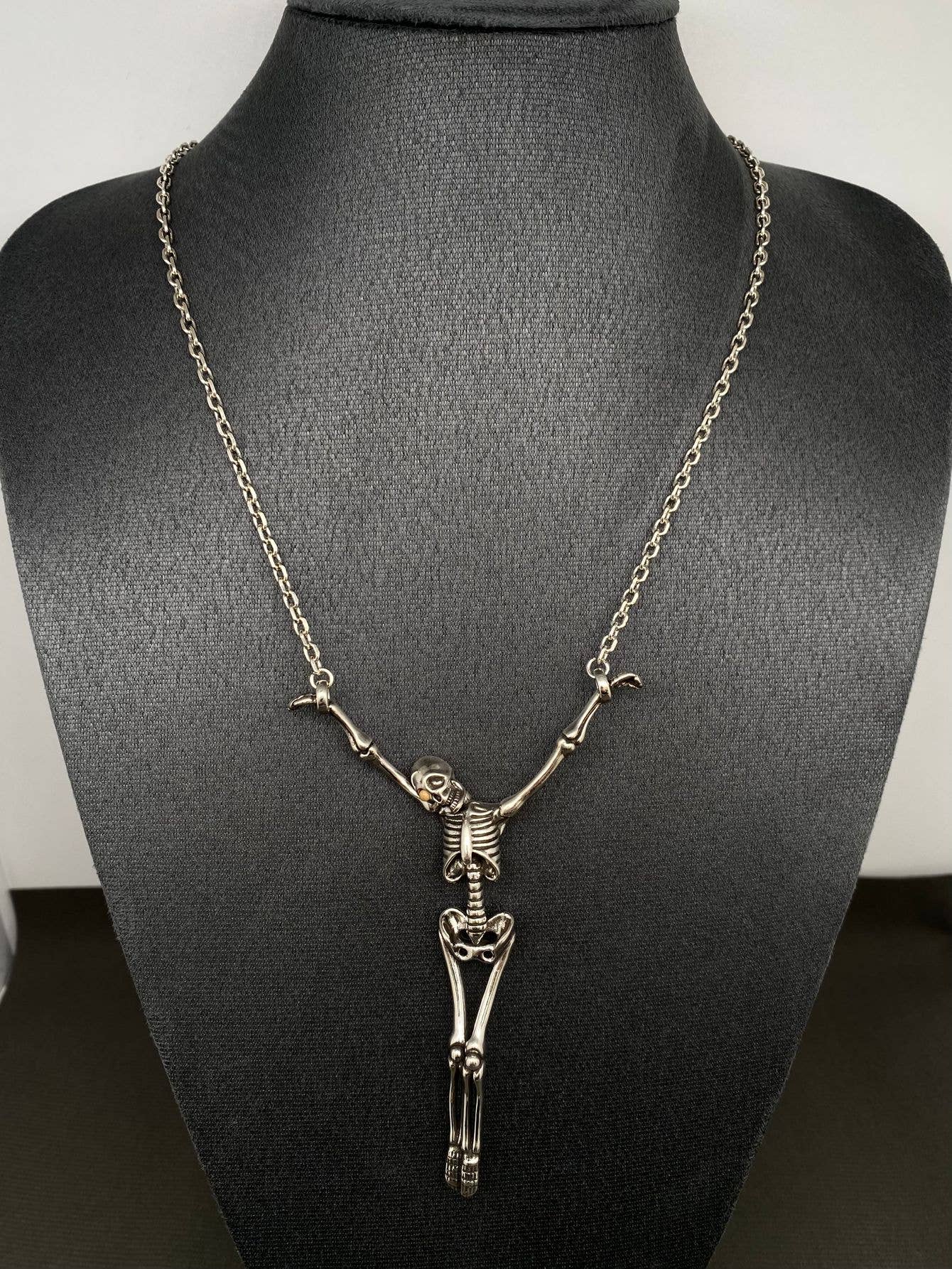 Gothic Skull Long Necklace