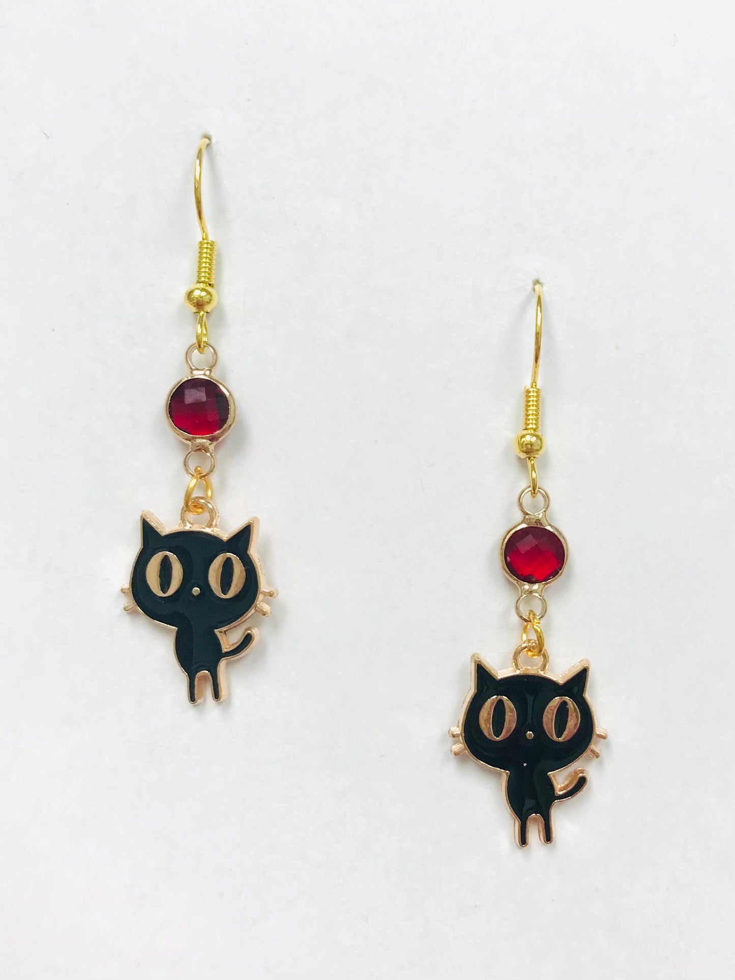 Earrings - Black Big Eye Cat with Red Acrylic Stone