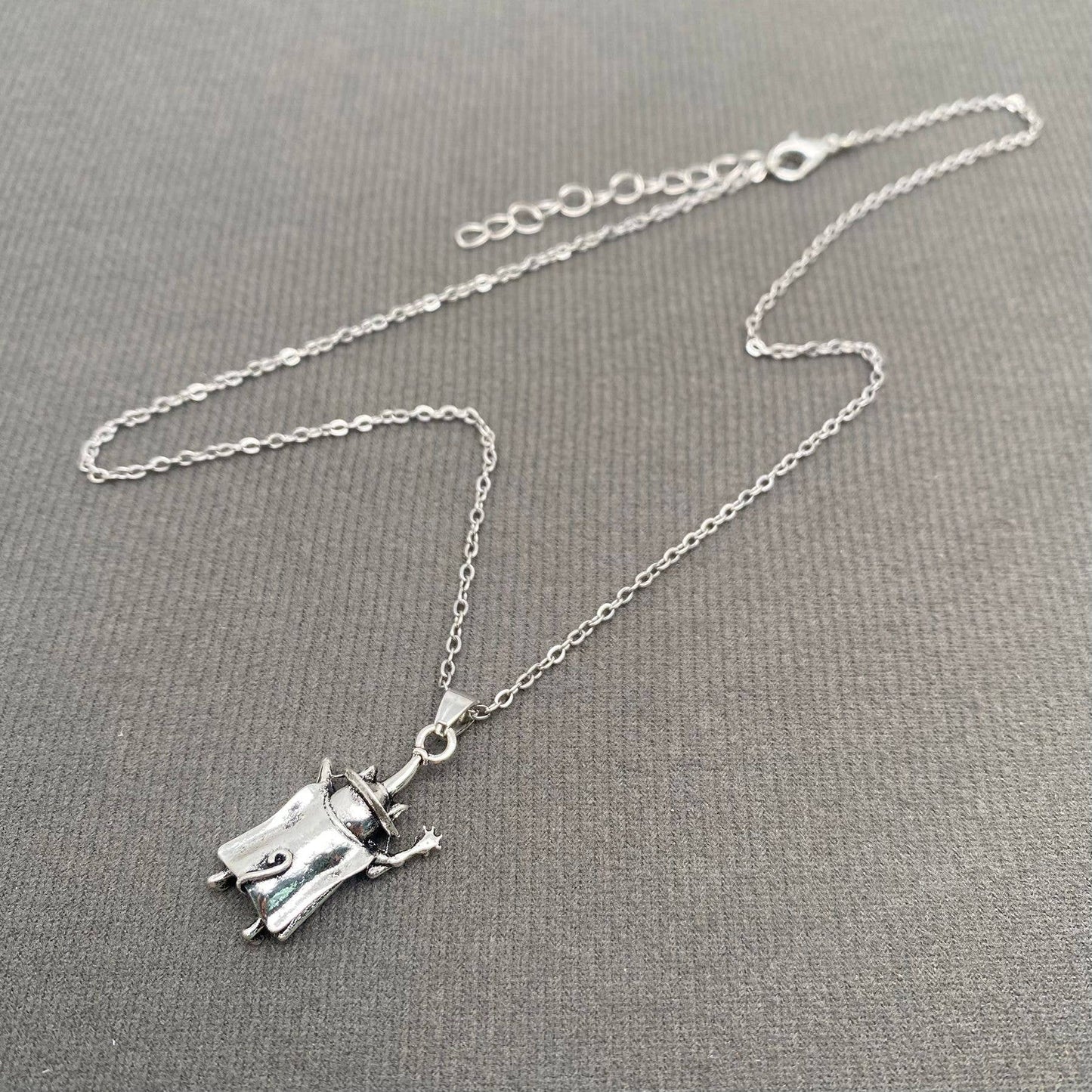 Magic Cat Pendant Necklace