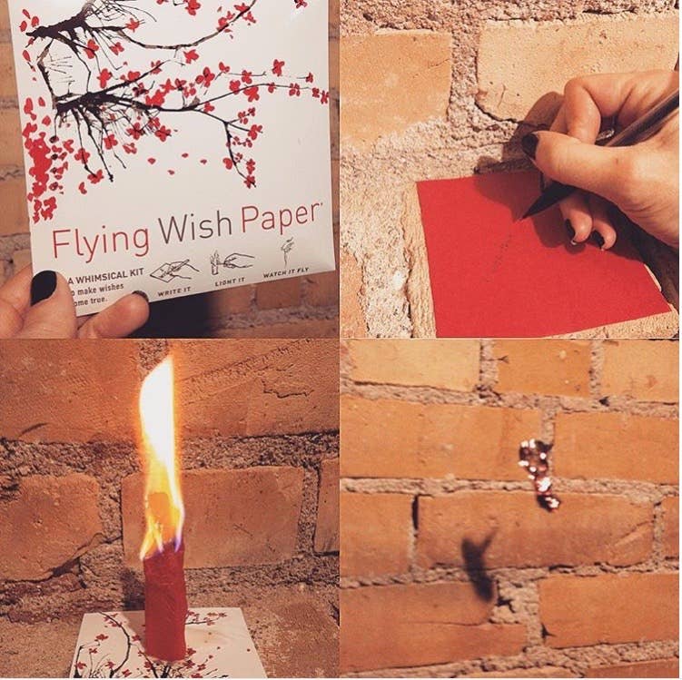 Flying Wish Paper - Sweet Hearts / Mini Kit / 15 WISH PAPER™ + Accessories (Not pictured)