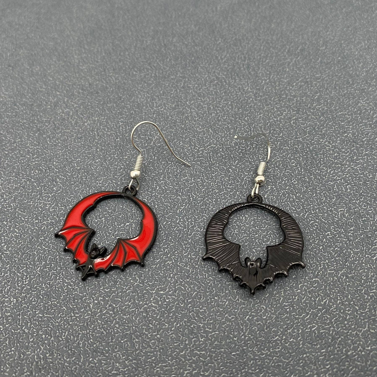 Halloween Enamel Vampire Bat Dangle Earrings - Red