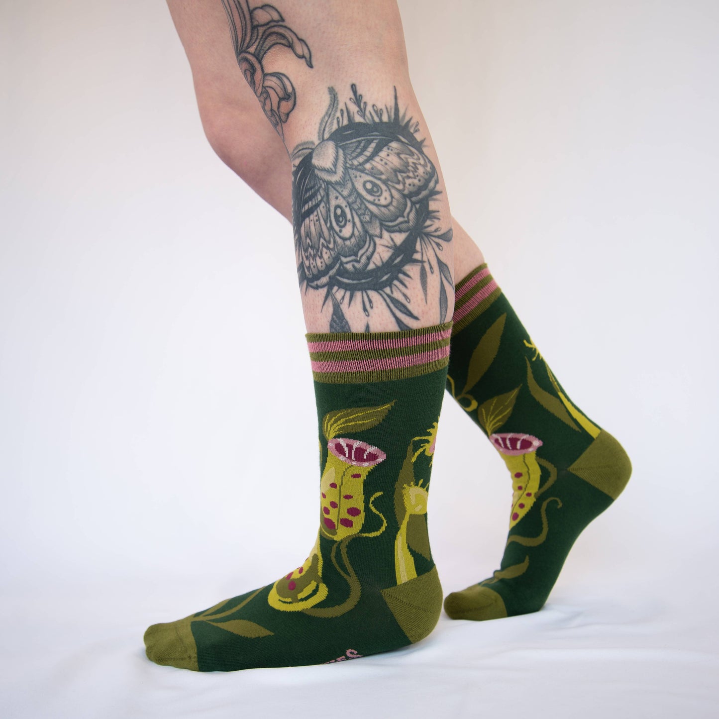 Socks - Foot Clothes - Pitcher Plant Crew Socks