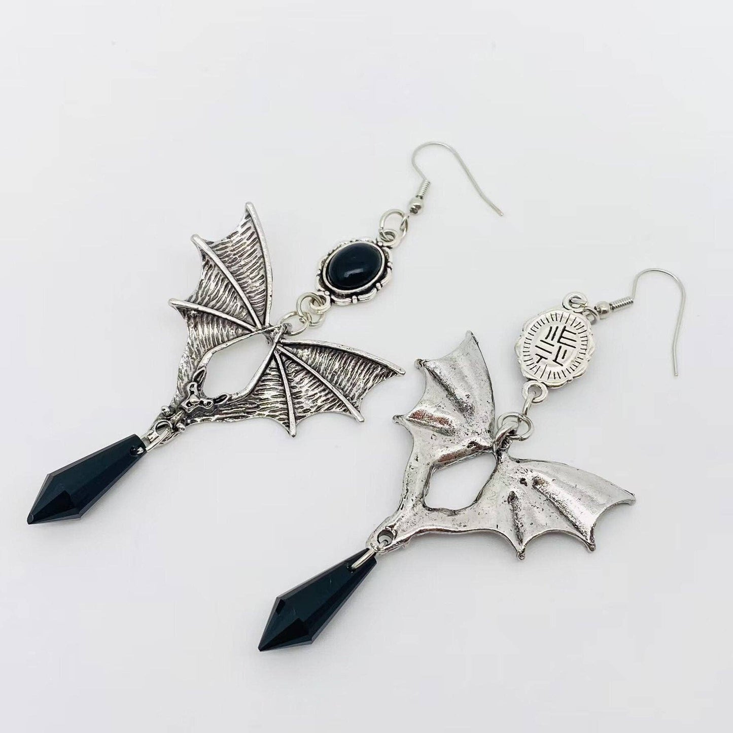 Gothic Bat Pendant Dangle Earrings - GT: Black