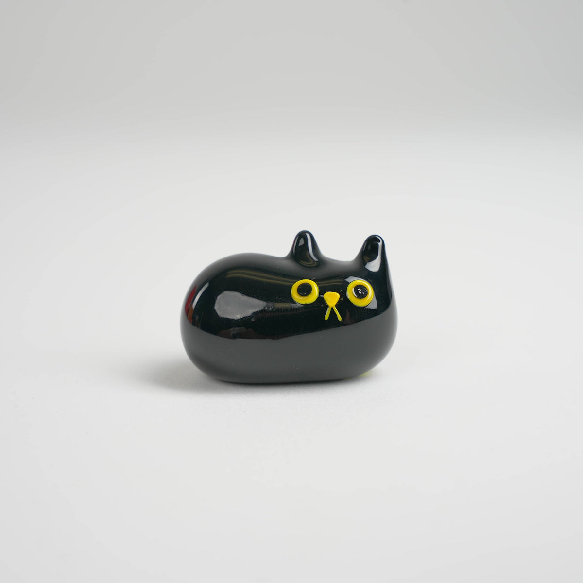 'I am here' Lamp work glass black cat figurine