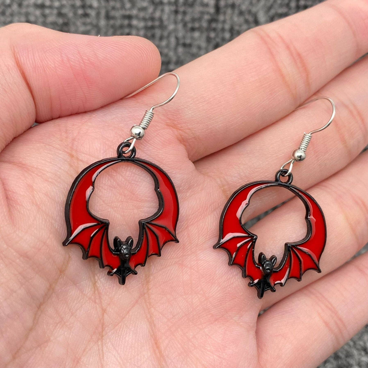 Halloween Enamel Vampire Bat Dangle Earrings - Red
