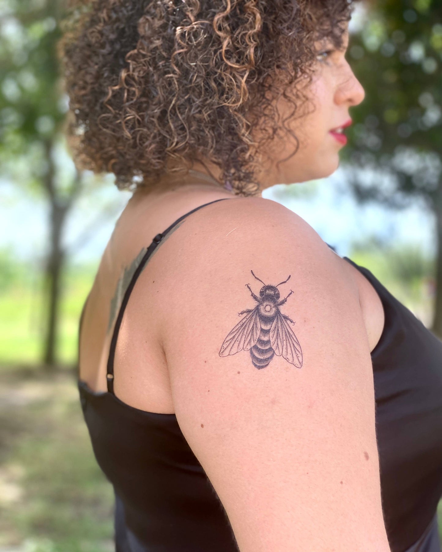 Nature Tats - Big Bee Temporary Tattoo: 1-Pack