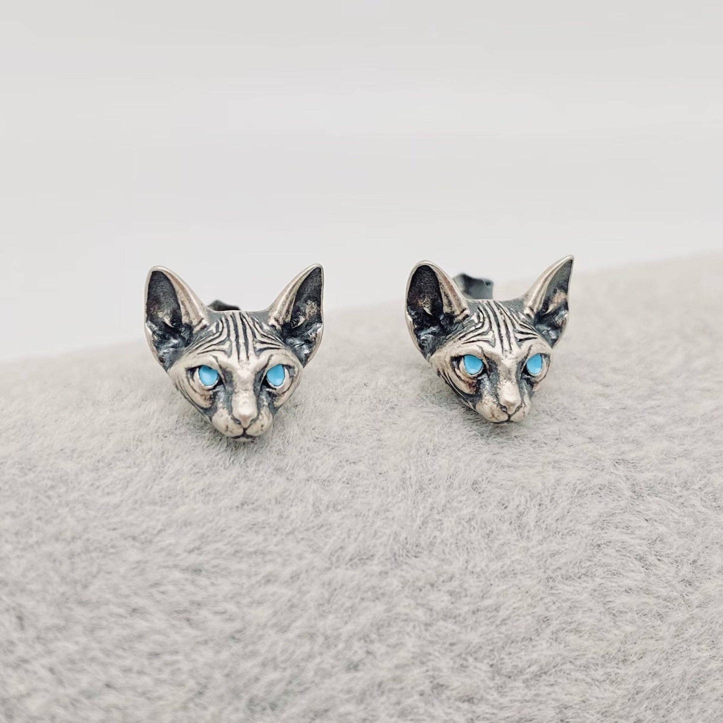 SS Cats Head Stud Earrings