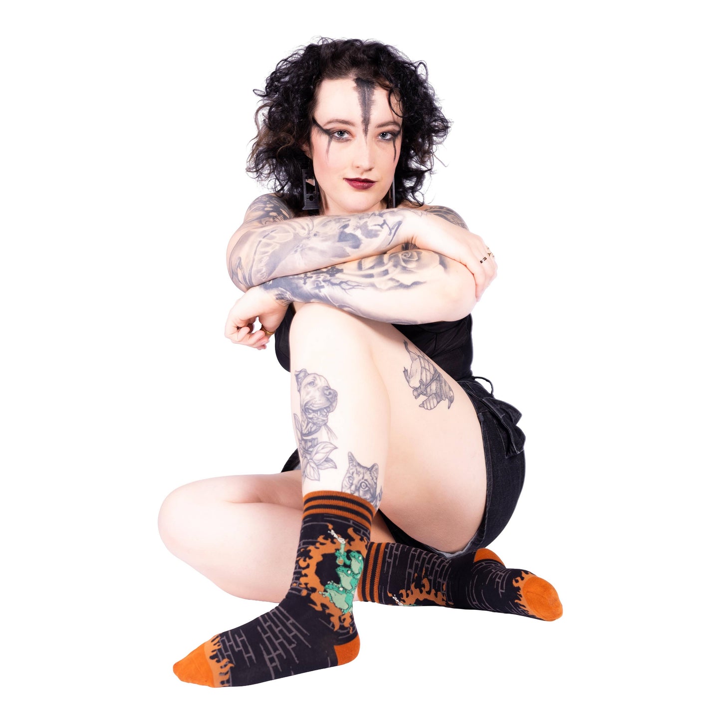 Foot Clothes - Frogs Against Fascism Crew Socks