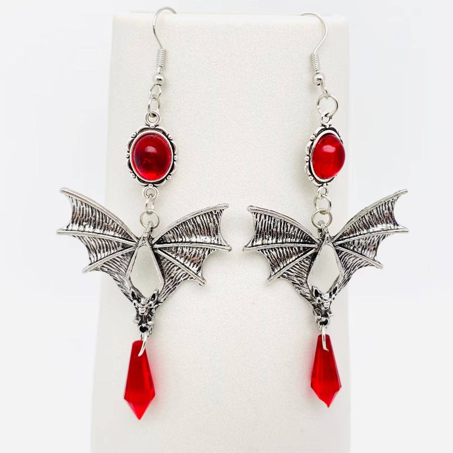 Gothic Bat Pendant Dangle Earrings - GT: Black