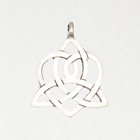 Celtic Pewter Pendant Necklace – Trinity Heart: Pewter