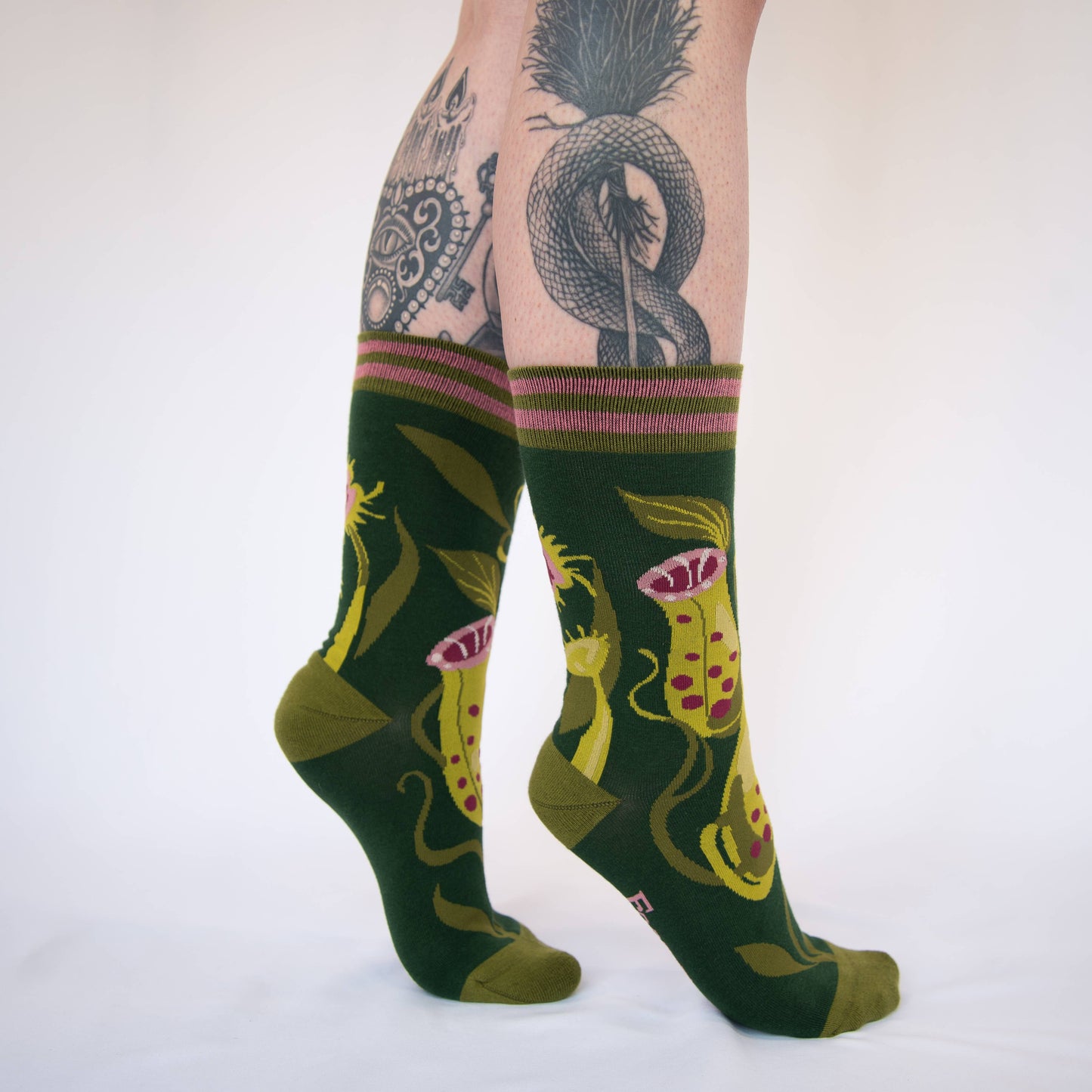 Socks - Foot Clothes - Pitcher Plant Crew Socks