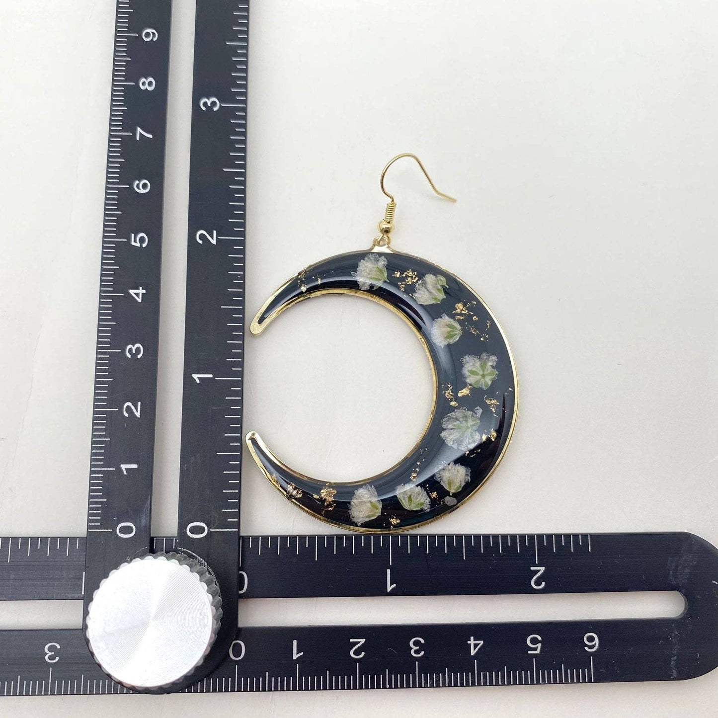 Earrings - Dried Flower Black Moon