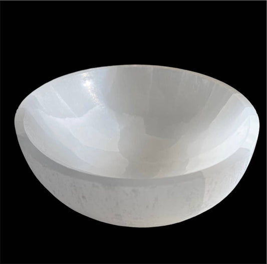 Selenite Bowl Round 6cm and 8cm White: 6cm
