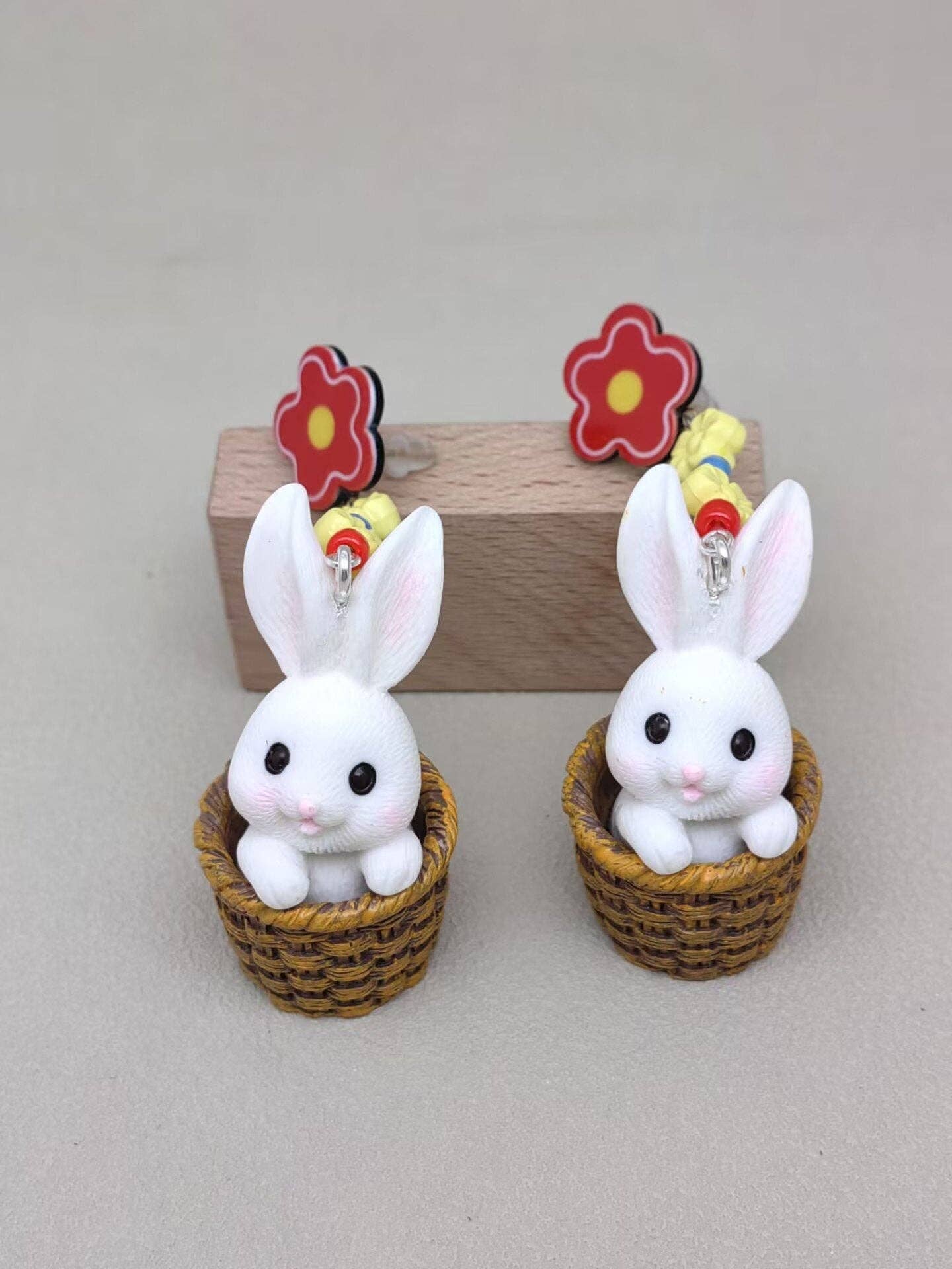 Earrings - Rabbit In Basket Dangle - Post