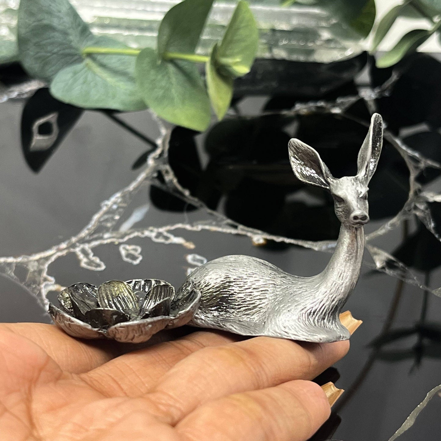 Silver Deer Sphere Stand