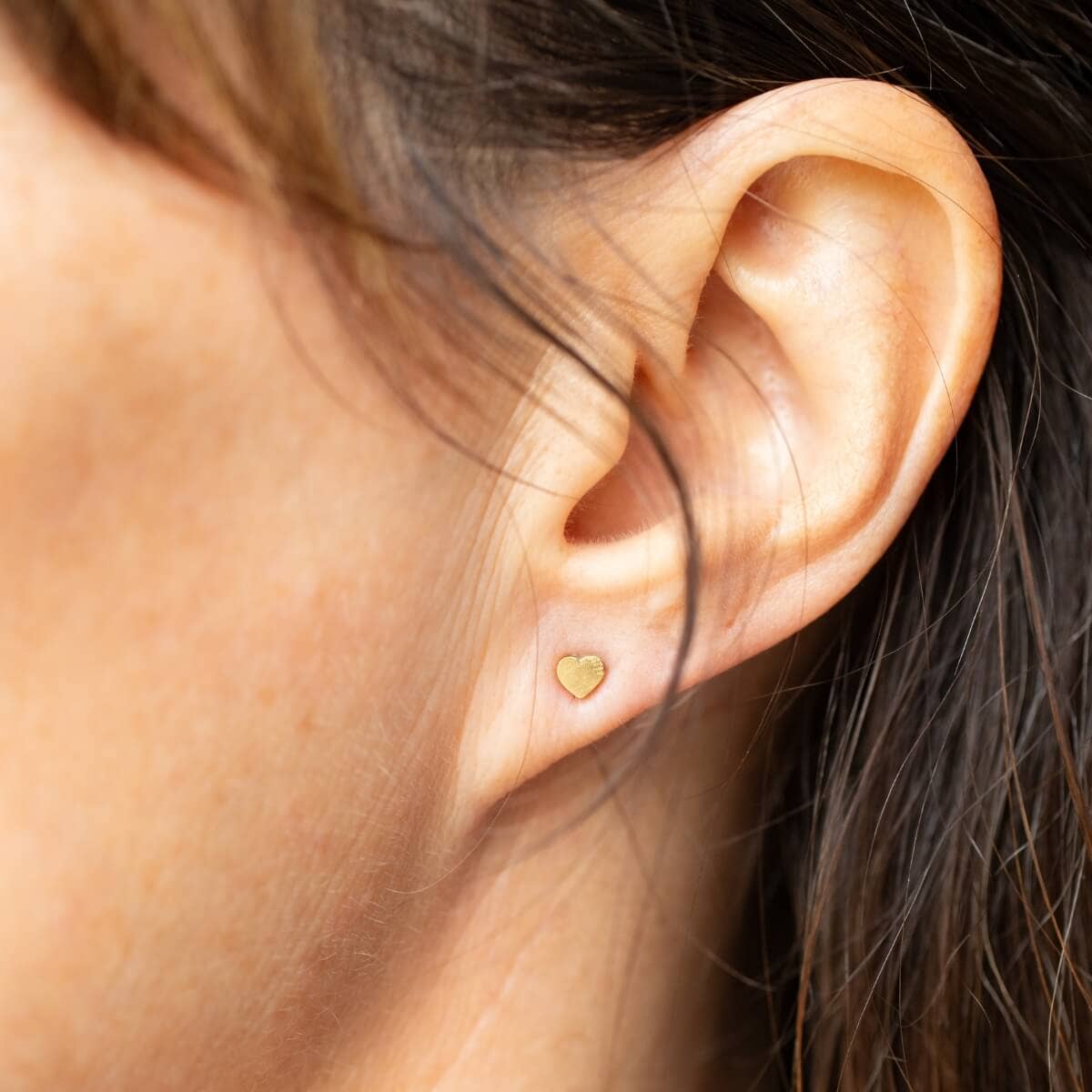 Gold Heart Stud Earrings & Rose Quartz Bowl Gift Set