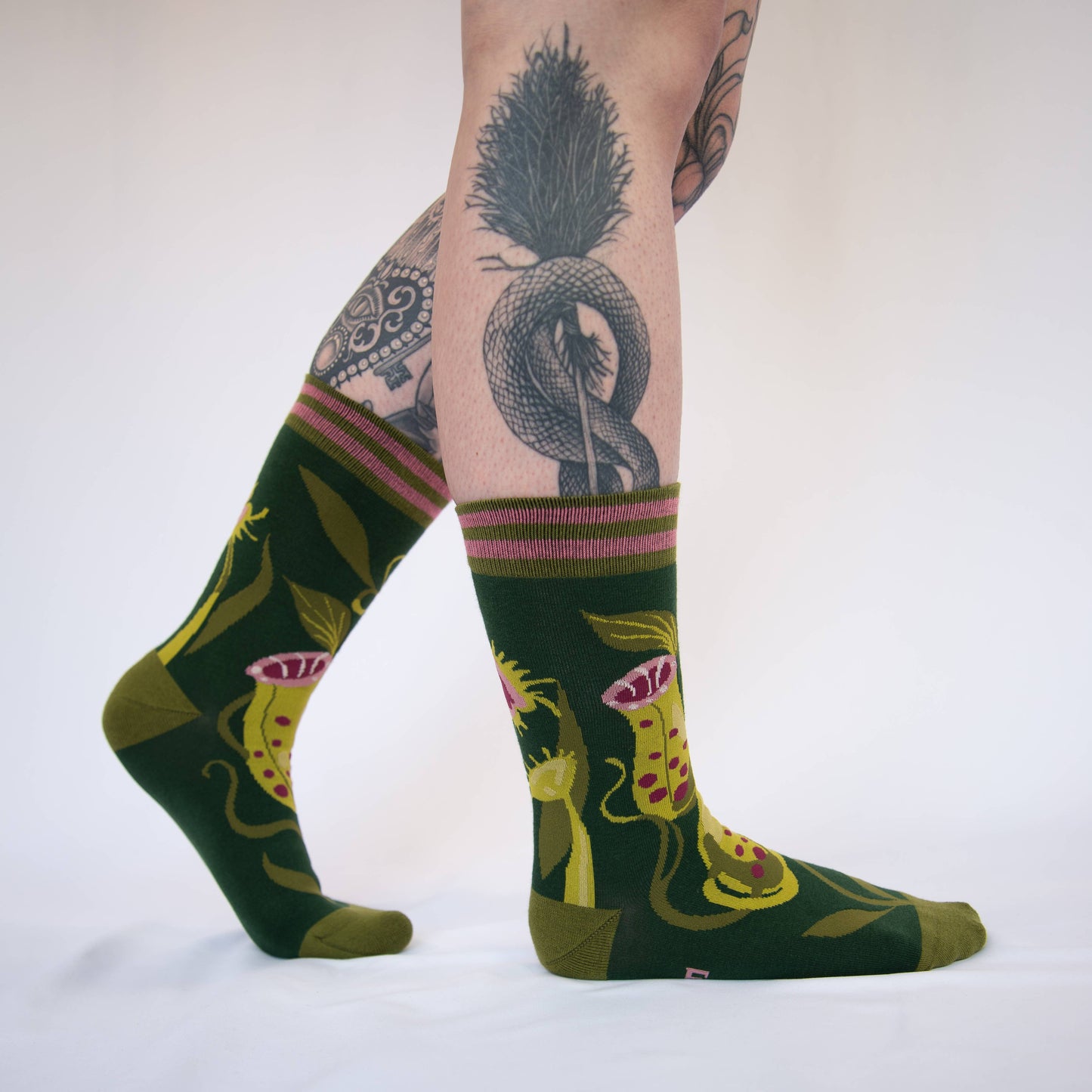 Socks - Foot Clothes - Pitcher Plant Crew Socks