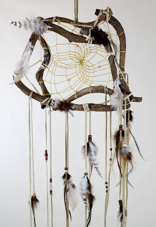 Dream Catcher - Wanderer - Medium Twig - Brown